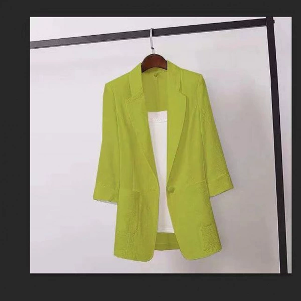 Three-quarter sleeve small suit---green