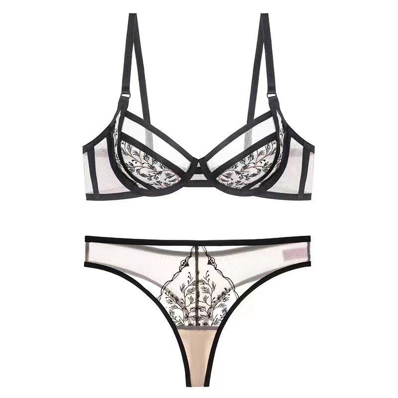 Amazon Best Selling Ultra-Thin Lace Underwear Set Women's Summer Breathable Big Breast Push up Sexy Bra Wholesale