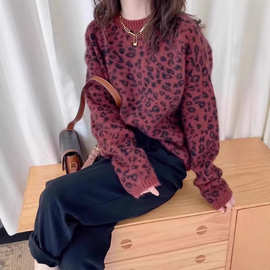 2025年秋季新款哥特式圣诞主题衣服红色豹纹毛衣女秋冬上衣