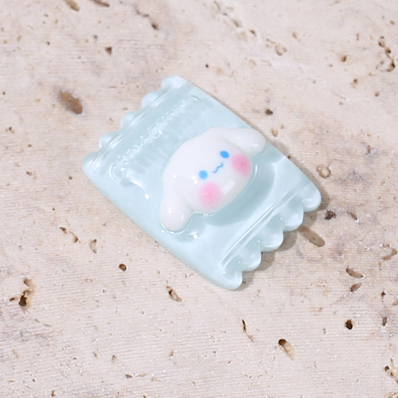 Directo de fábrica de fresa caramelo resina DIY horquilla cabeza cuerda teléfono móvil accesorios cáscara orejas grandes perro crema pegamento al por mayor