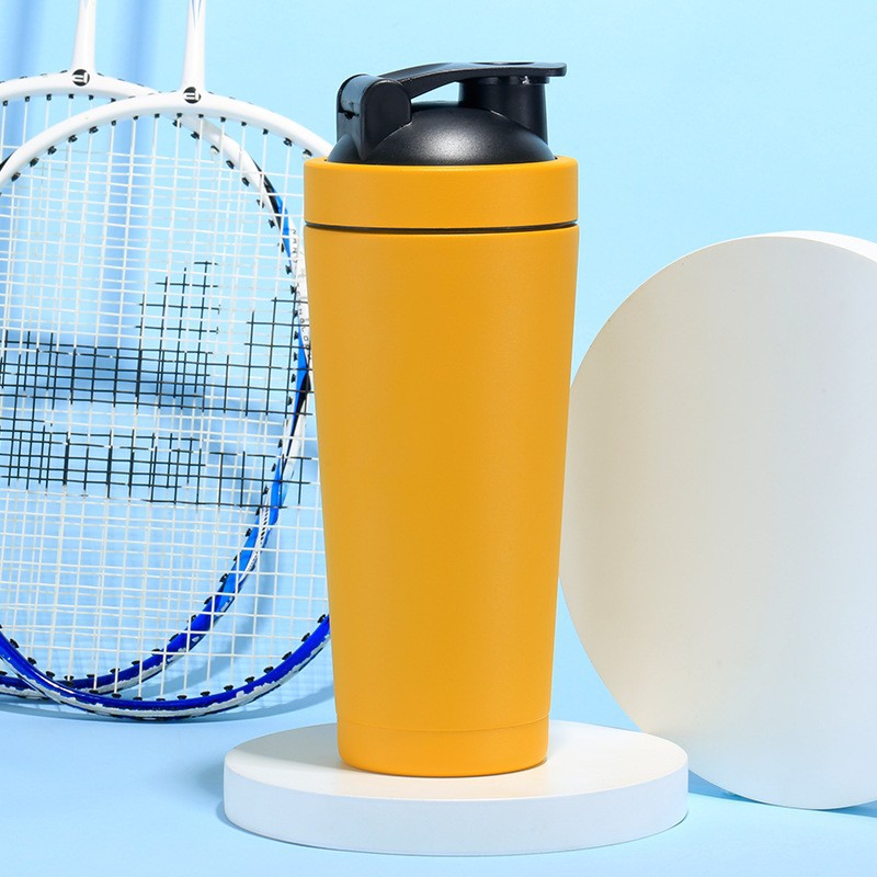 Botella de agua deportiva personalizada con impresión de logotipo, vaso mezclador portátil de acero inoxidable con aislamiento al vacío para exteriores.