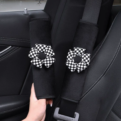 Seat belt shoulder pad: Car Seat Belt Thickened Protective - a-pair-of-short-plush-shoulder-pads-black-plaid-flowers
