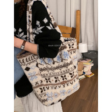 �������e������Ҹ�°���Ů2025�¿�ë�q���r�Іμ�ëë���p���