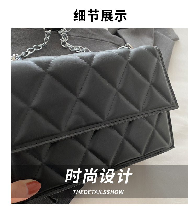 The 2024 autumn new French niche design chain small square bag, a fashionable macaron color single-shoulder crossbody bag Application Scenario