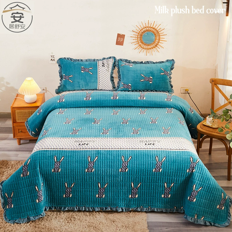 Оптовая продажа, осенне-зимнее утолщенное молочное бархатное покрывало, новое стеганое стеганое бархатное одеяло с кристаллами, комплект из трех предметов, плюшевое одеяло, простыни