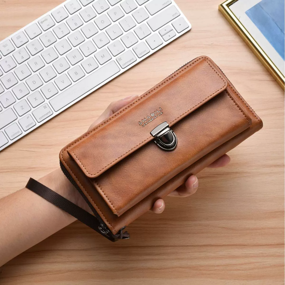 新款男士长款钱包女士多卡位拉链搭扣复古大容量手机多功能手拿包