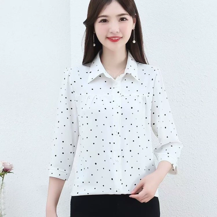 Женская одежда 2025, рубашка весна-осень, новый стиль, свободные топы для женщин среднего и пожилого возраста, модные рубашки с принтом для пожилых