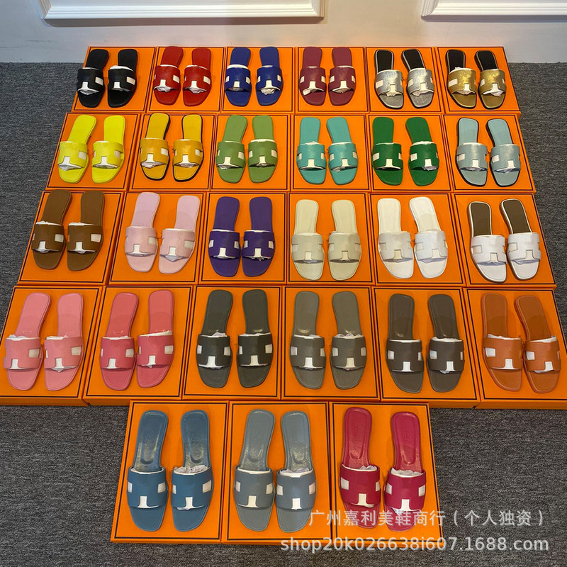 High-End Foreign Trade Version H Brand Sheepskin Slippers, Flat-Soled, Fashionable and Versatile Women's Shoes, One-Strap Beach Sandals, Factory Wholesale in Stock High-End Foreign Trade Version H Brand Sheepskin Slippers, Flat-Soled, Fashionable and Versatile Women's Shoes, One-Strap Beach Sandals, Factory Wholesale in Stock