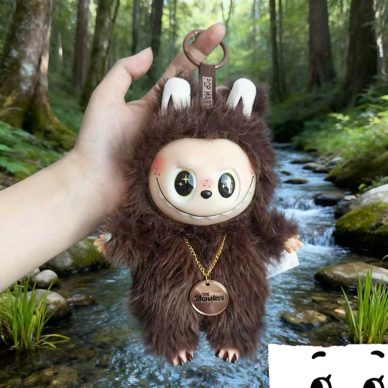 Tercera generación de tela de tela mochila de peluche muñeca colgante pellizco Le caja ciega bolsas ciegas juguetes de moda para niños