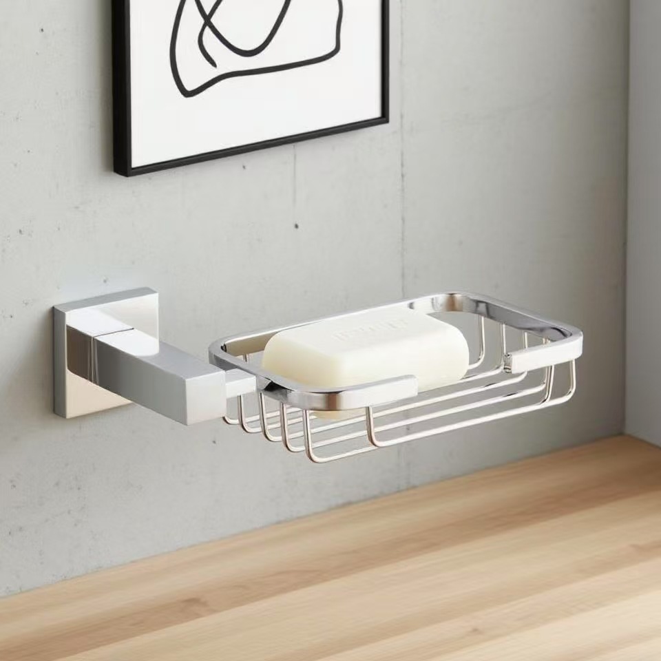 Fabricante de limpieza al por mayor baño cromado seis piezas conjunto de perforación de baño colgante de baño