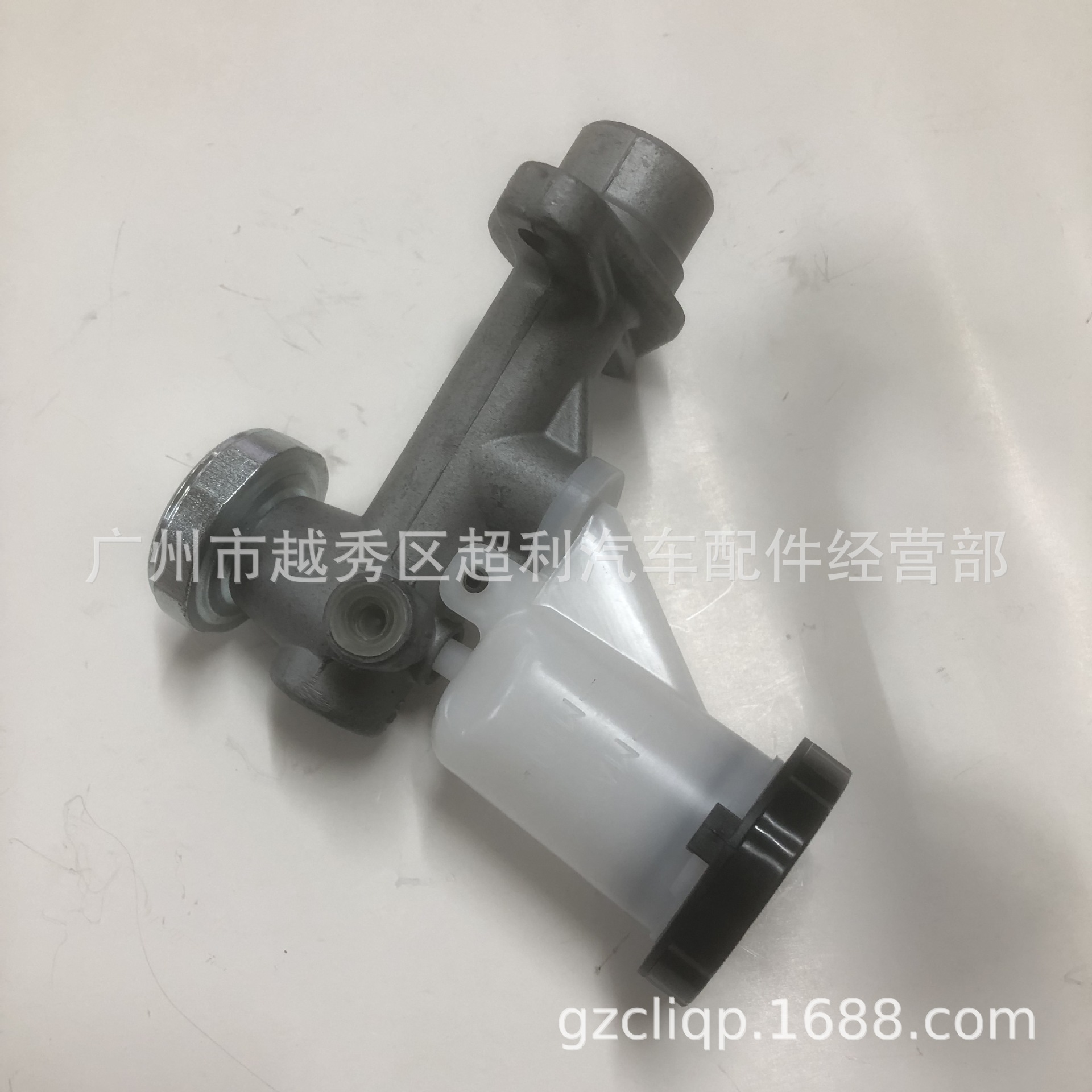 Applicable to 30610-Vb000 30610-Vb00A 30610-Vb001 Y61 Clutch Master Cylinder