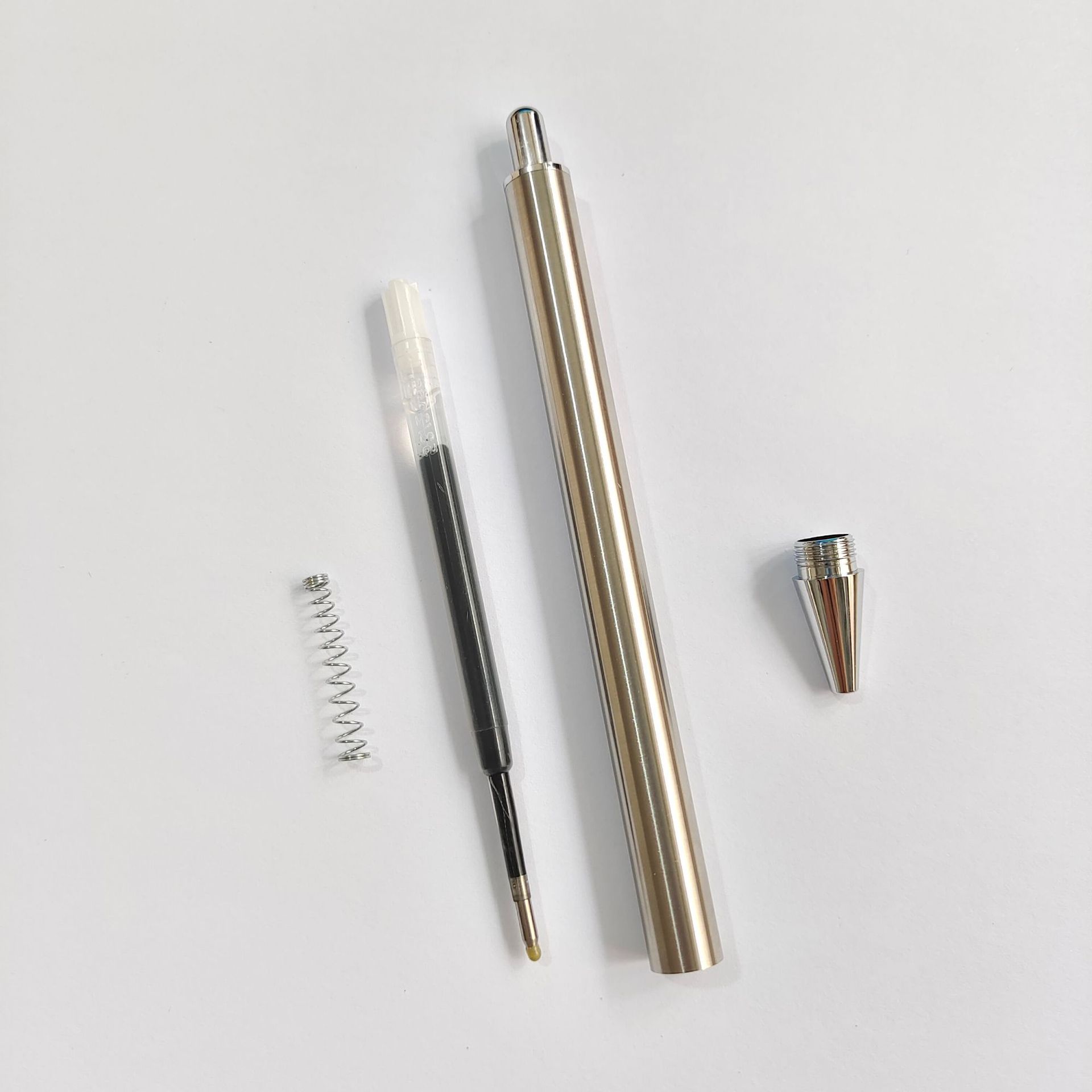 Fábrica al por mayor de metal pluma de gel de acero inoxidable barra de acero completo negocio publicidad pluma de alta gama pluma de regalo pluma firma DE PRENSA