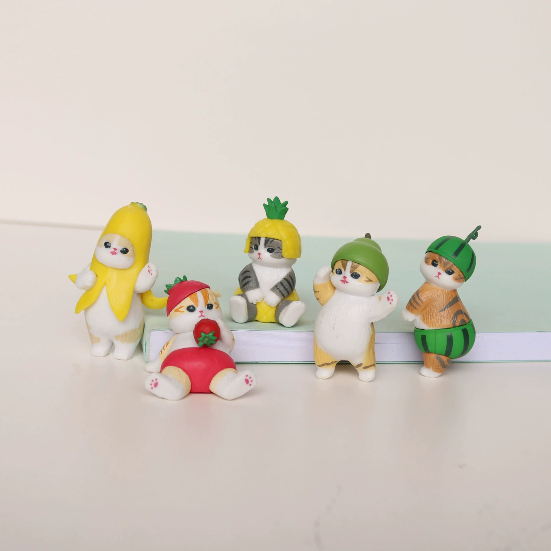 () Pilsan Игрушечная машина, кукла, котёнок, капсульная игрушка, творческий подарок, подарок на день рождения