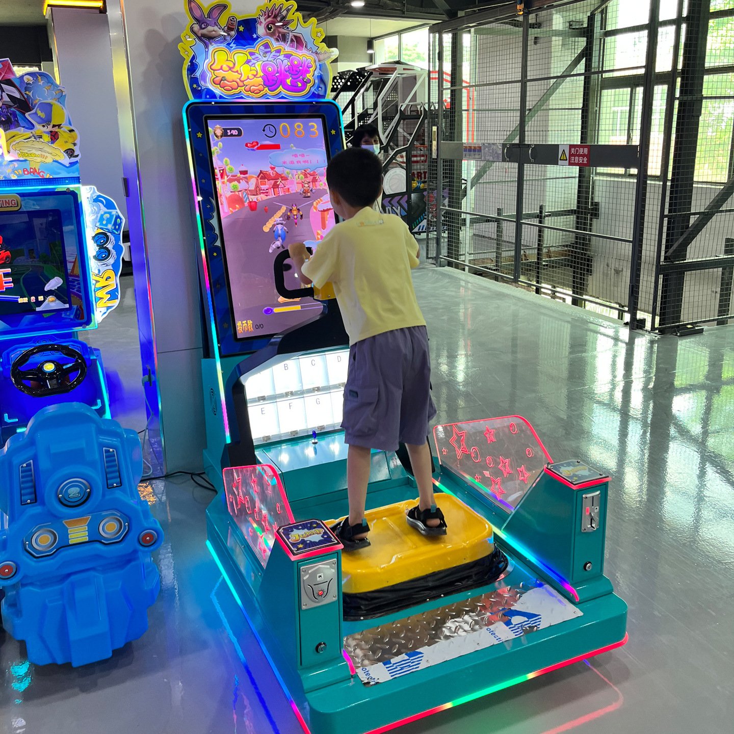 Gran ciudad de videojuegos animada ciudad comercial de movimiento completo super simulación de conducción máquina de carreras de motocicletas máquina de juegos de entretenimiento