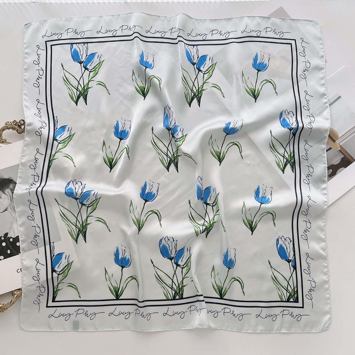 F1-A2A70044-3#파란 튤립