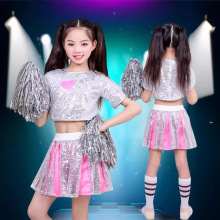 新款现代表演服儿童演出服亮片舞蹈服套装女童幼儿园啦啦队服装