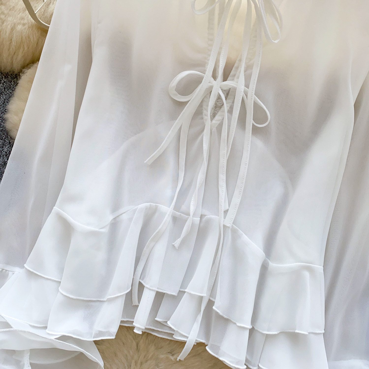 Women's Elegant Ruffled Blouse With Bell Sleeves And Tie Waist_voghion.com
