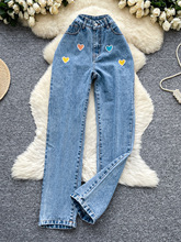 美式辣妹复古做旧牛仔裤女秋季爱心刺绣修身显瘦休闲百搭铅笔长裤