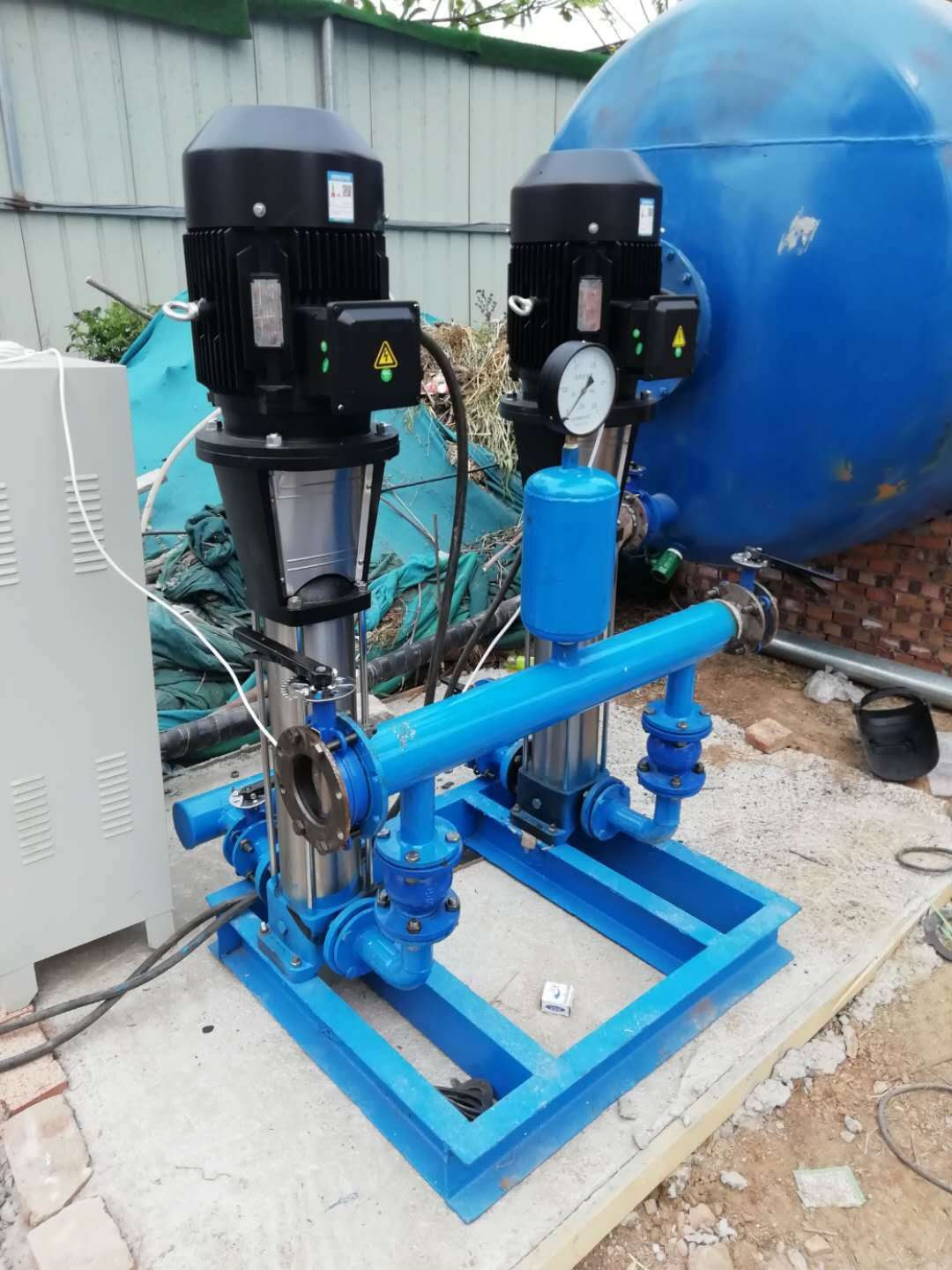 无塔供水压力罐 变频恒压供水设备 方形不锈钢水箱 开封厂家直销