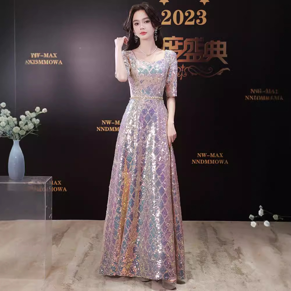 Vestido de noche elegante y con estilo para mujer, nuevo modelo 2025, vestido de lentejuelas chic y lujoso para eventos sociales, diseño exclusivo con un toque internacional.
