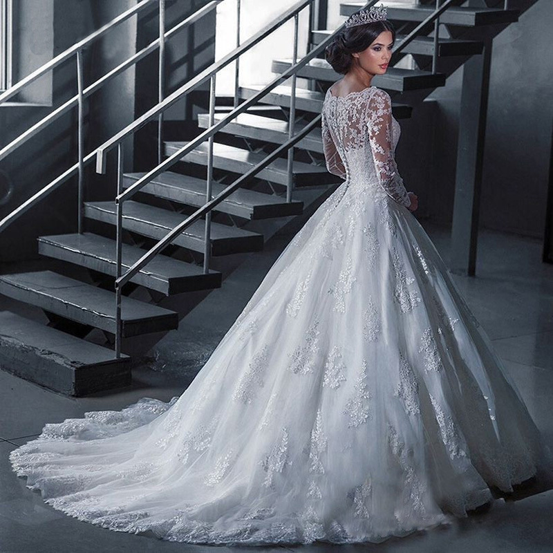 Vestido de Novia de Comercio Exterior 2025, Nuevo Vestido de Novia de Otoño e Invierno con Hombros Descubiertos, Ajustado, con Cola de Encaje, Talla Grande, Adelgazante, de Manga Larga