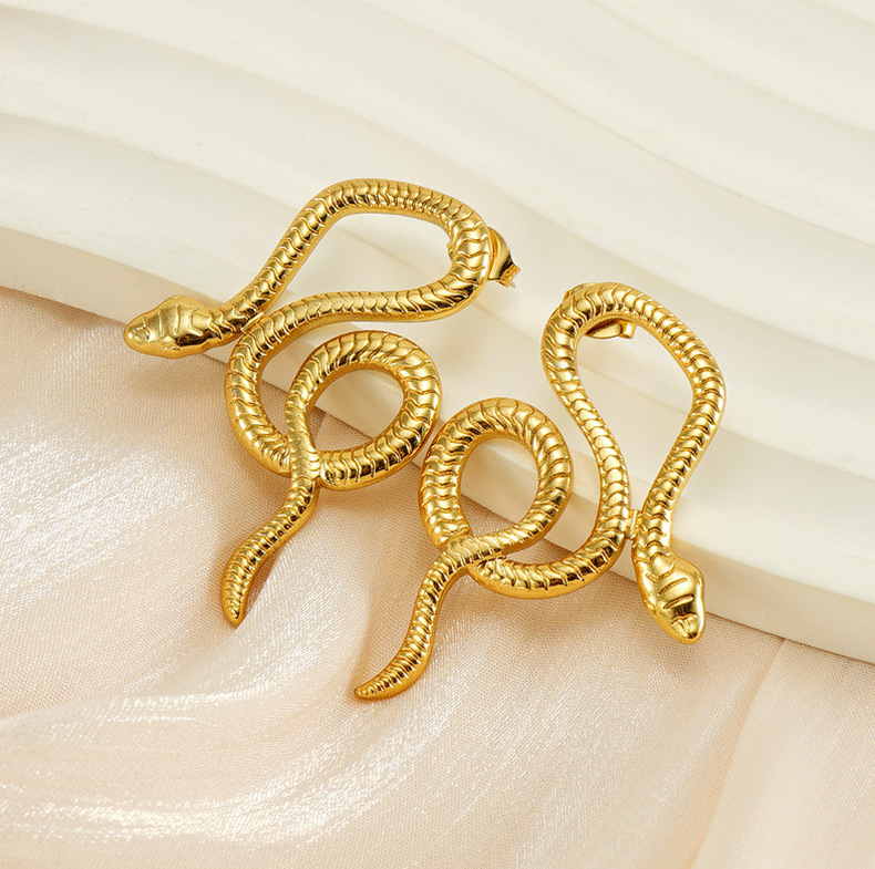 Stainless Steel Ear Needle Material 18K Gold Plated Plating Material 1 Pair Simple Style Classic Style Snake Plating Titanium Steel Ear Studs