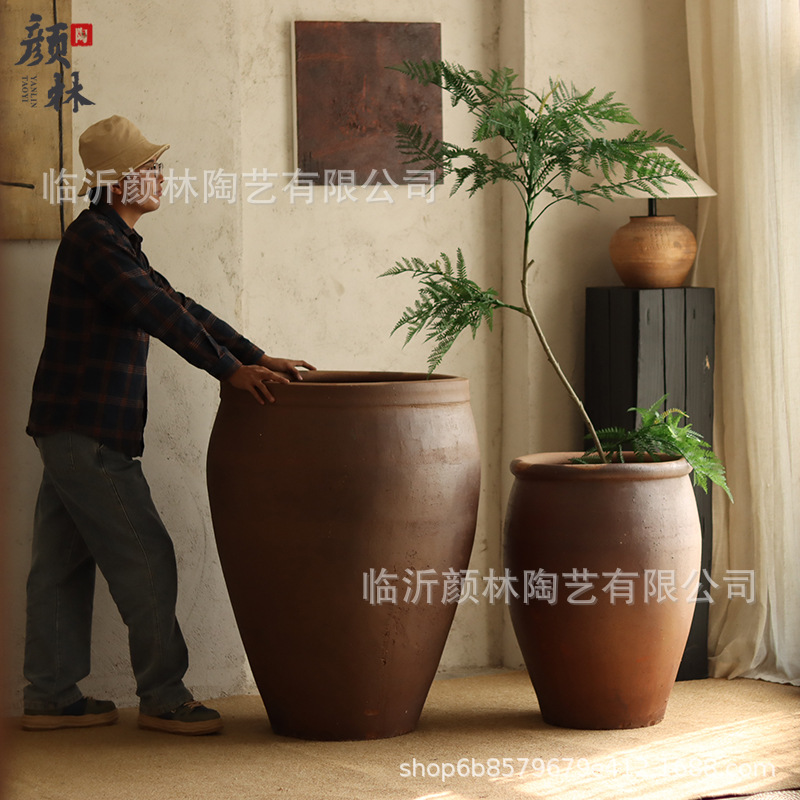 Retro gran gran tanque de terraza de cerámica gruesa de 1,5 metros de alto barril de gran cuenca del centro comercial del hotel decoración del vestíbulo