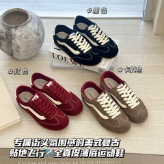 真皮休闲运动阿甘德训鞋女2025新款软底休舒适板鞋红色复古低帮潮