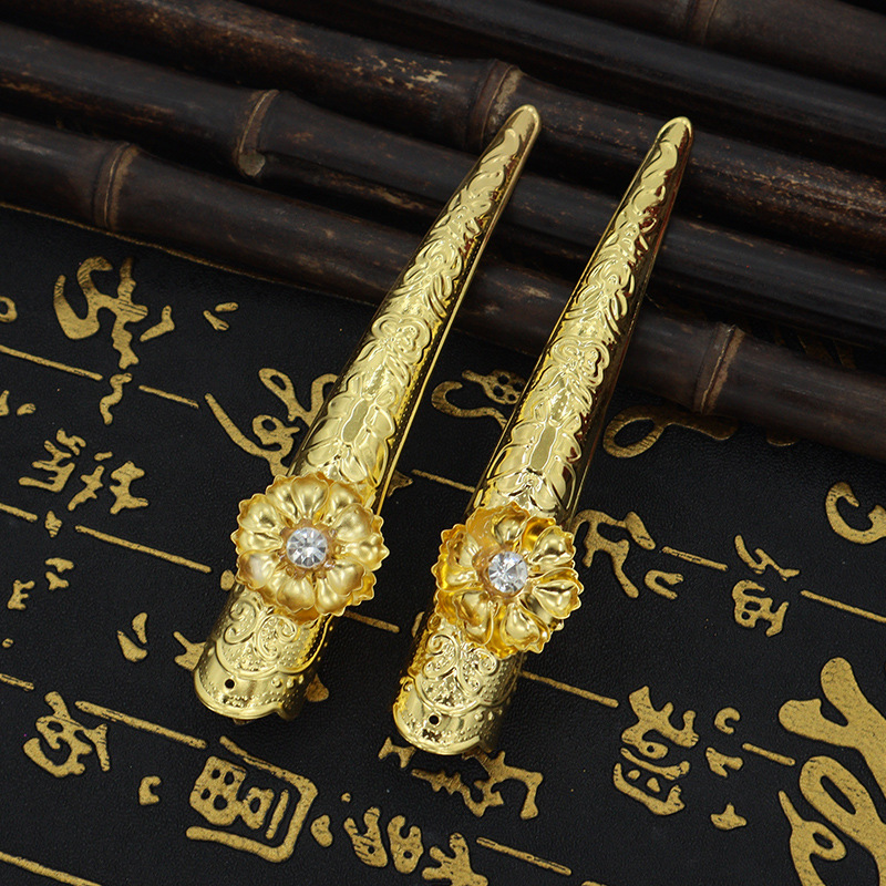 Imperial Concubine Queen Peony Pearl Style Metal Iron Art Women's Nail Cover Costume Jewelry Clothing Photography Props Wholesale