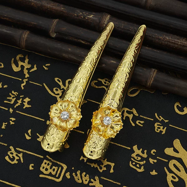 Imperial Concubine Queen Peony Pearl Style Metal Iron Art Women's Nail Cover Costume Jewelry Clothing Photography Props Wholesale