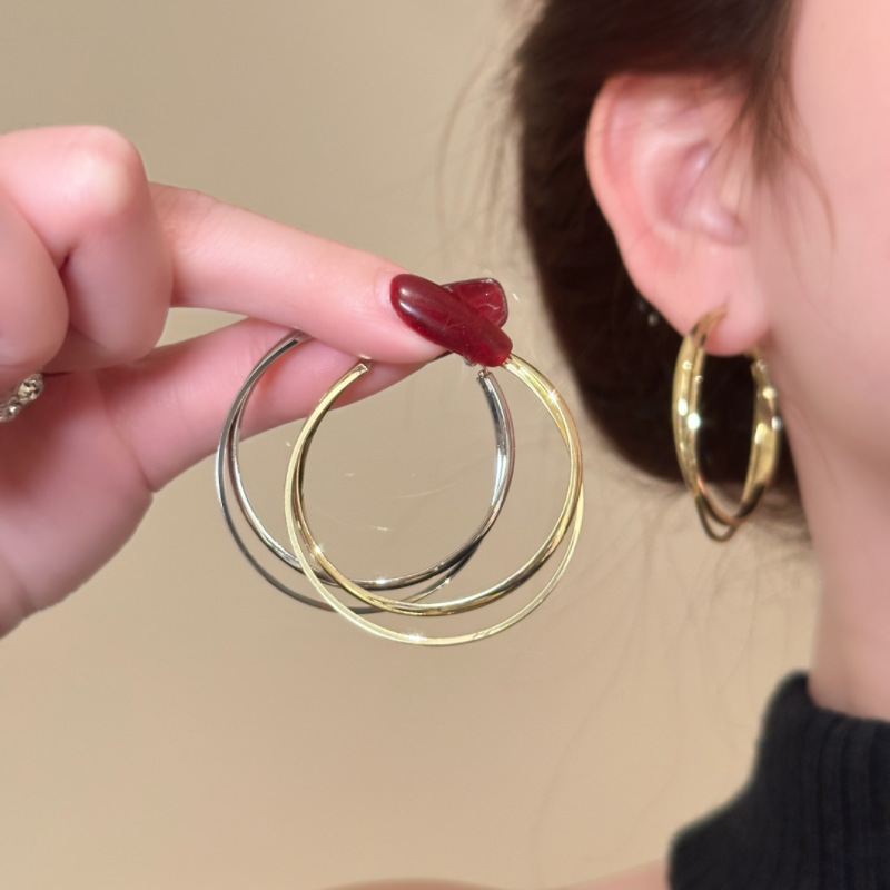 Metal Double-Layer Hoop Earrings for Women, Light Luxury, High-End Feel, Elegant Large Hoop Earrings, Plain Hoop Earrings, Ear Studs, Ear Clips