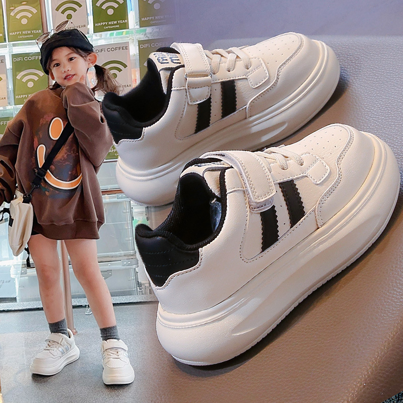 儿童运动鞋女童鞋子秋款2025新款女孩潮牌小白鞋大童皮面软底板鞋|undefined