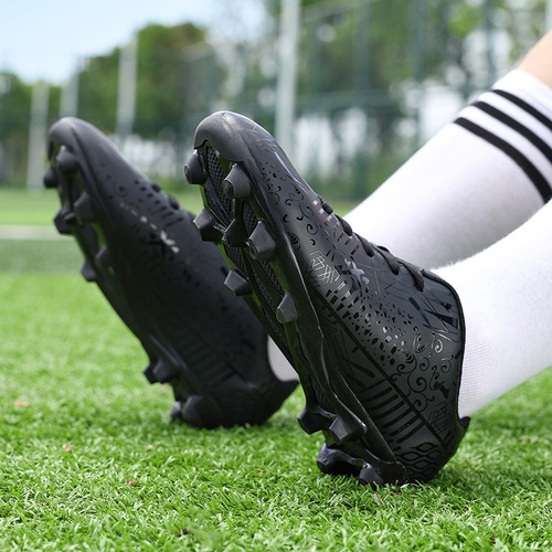 Factory Direct Sales New Football Shoes for Men, Long and Short Studs, Cross-Border Trade Wholesale for Students and Competitions, Agency and Distribution