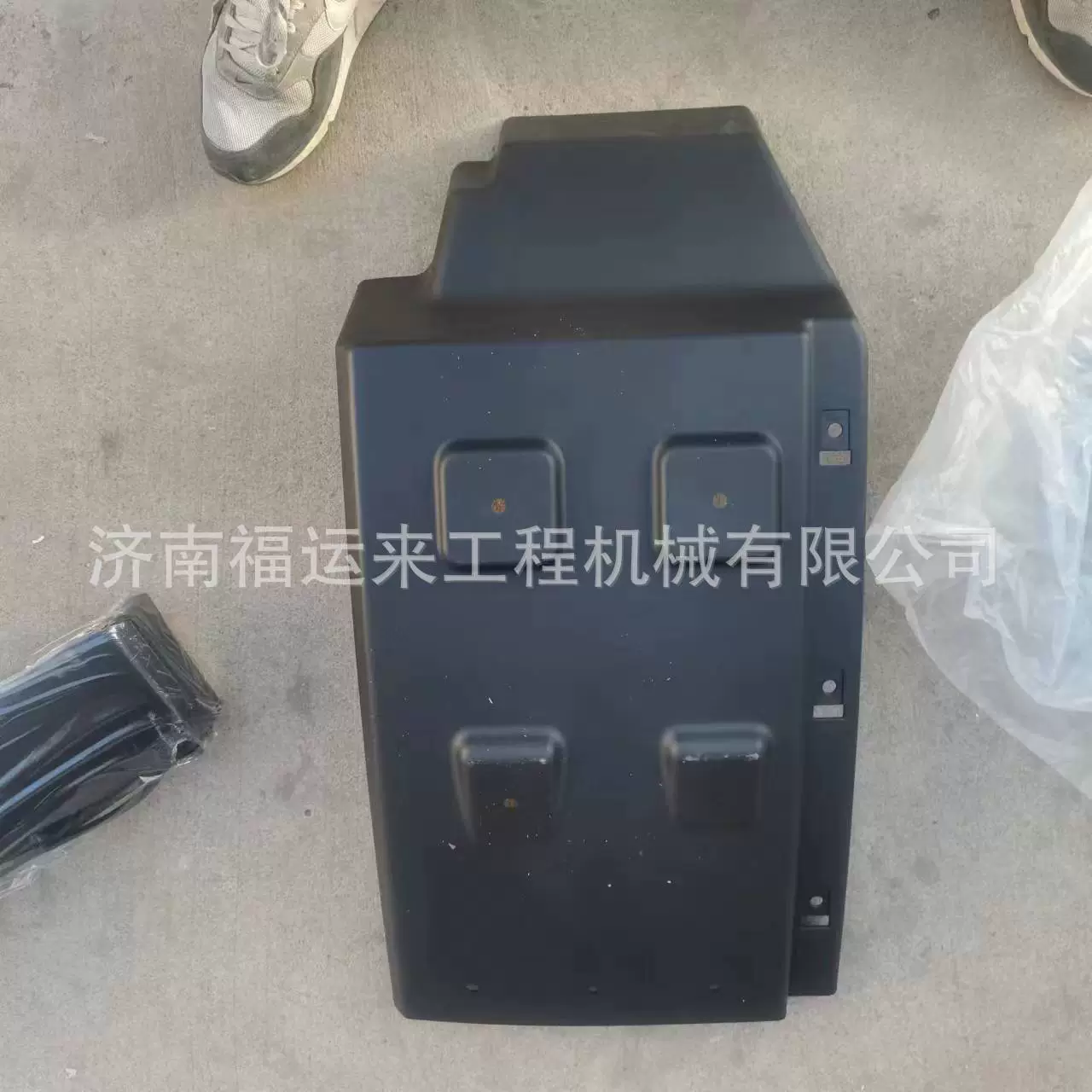 Haowo легкий грузовик крыло Пряжка входной двери вспомогательный резервуар для воды рулевая машина стальное кольцо тормозная колодка