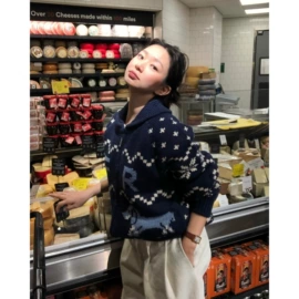 女式T恤;连衣裙;半身裙