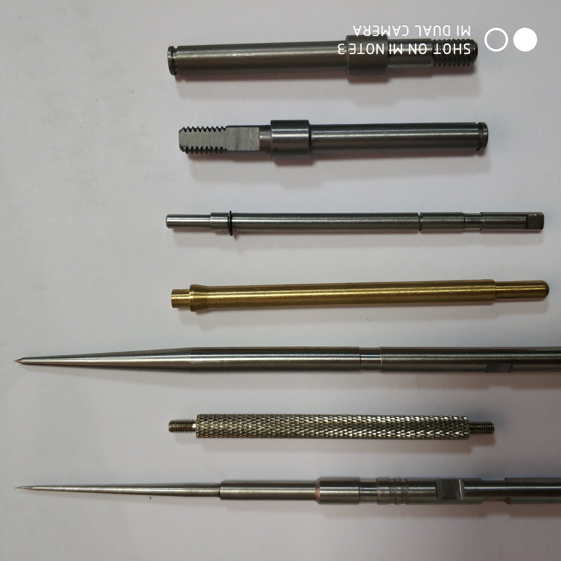 供应精密不锈钢细轴锥头轴走心机加工数控车床精密加工高精密