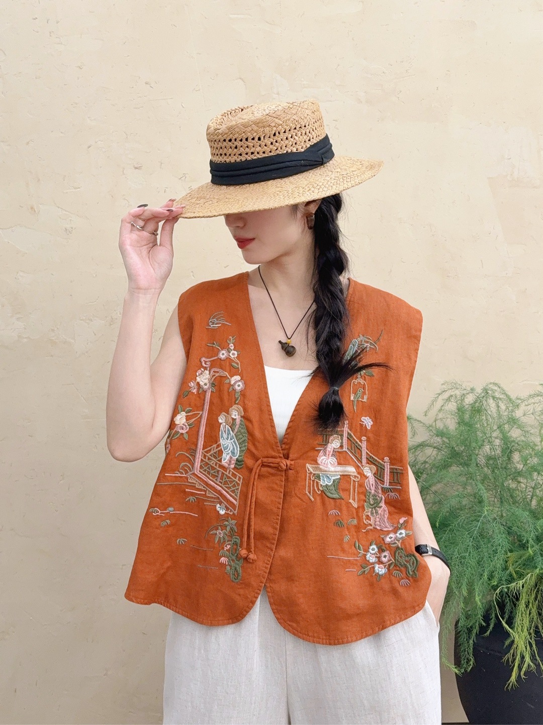 2025 otoño nueva mujer bordada estilo nacional chaleco de lino retro V-cuello cardigan top de moda de otoño