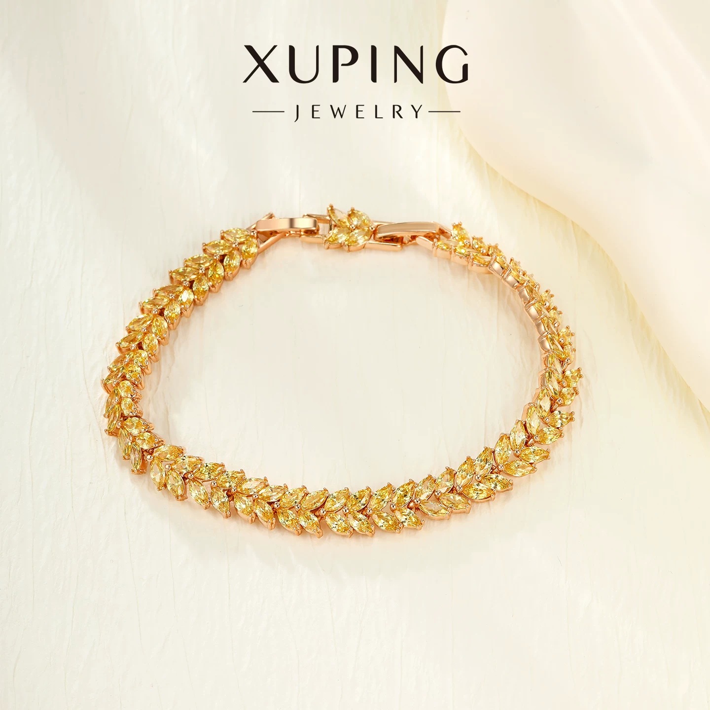 Xuping ligero lujoso nicho de diseño sensación de pulsera de oreja de trigo para mujeres gemas artificiales serie de joyas de moda elegante