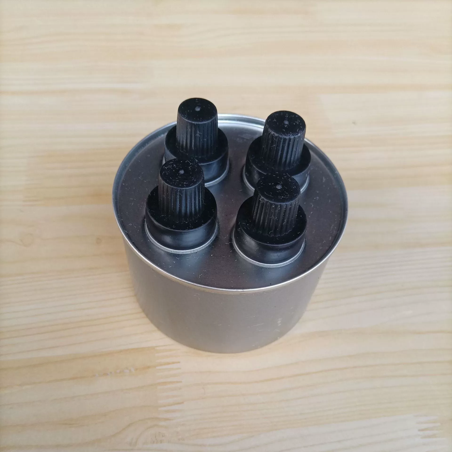 Экологически чистая масляная лампа, одноразовая маленькая горячая кастрюля, сухая кастрюля, рыба на гриле, чай на вынос, нагревательный минеральный масляный топливный бак, четырехголовая масляная лампа