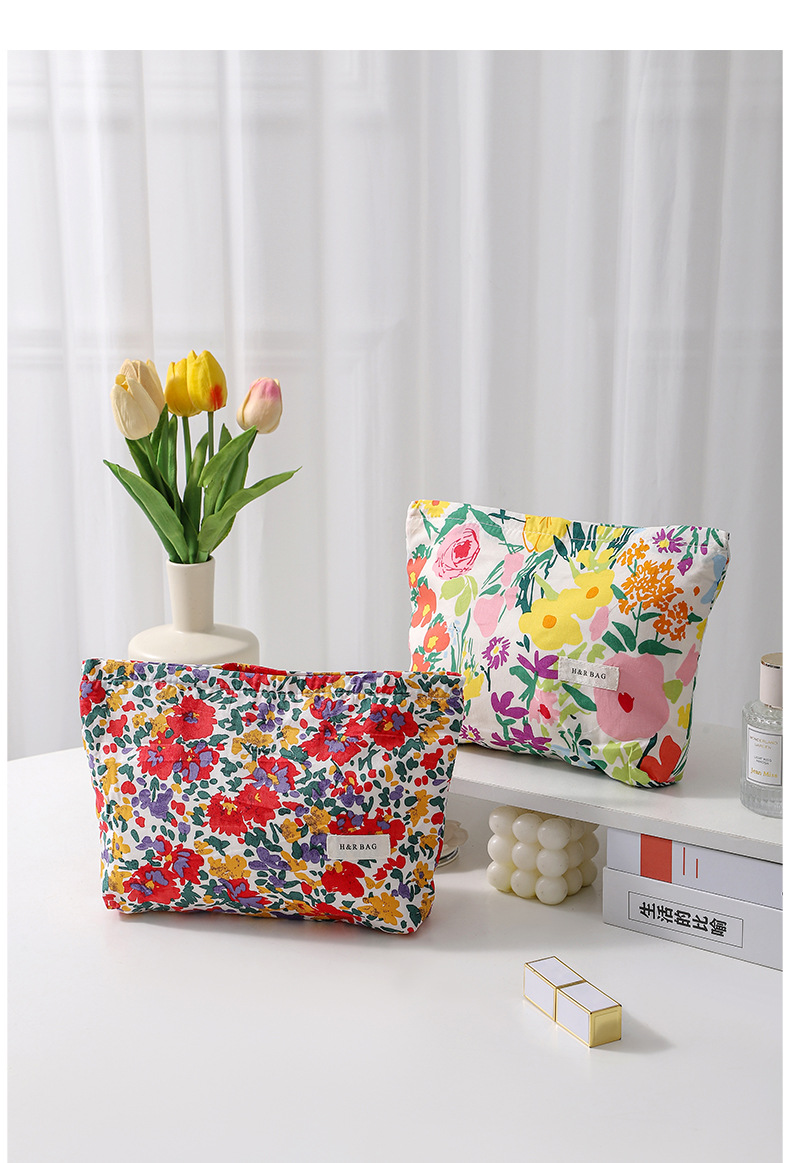 Canvas Flower Square Clutches display picture 5
