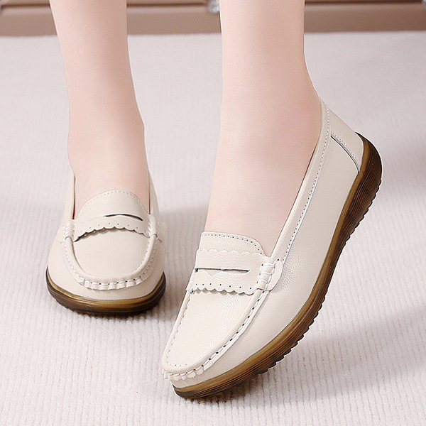 Shoes flat