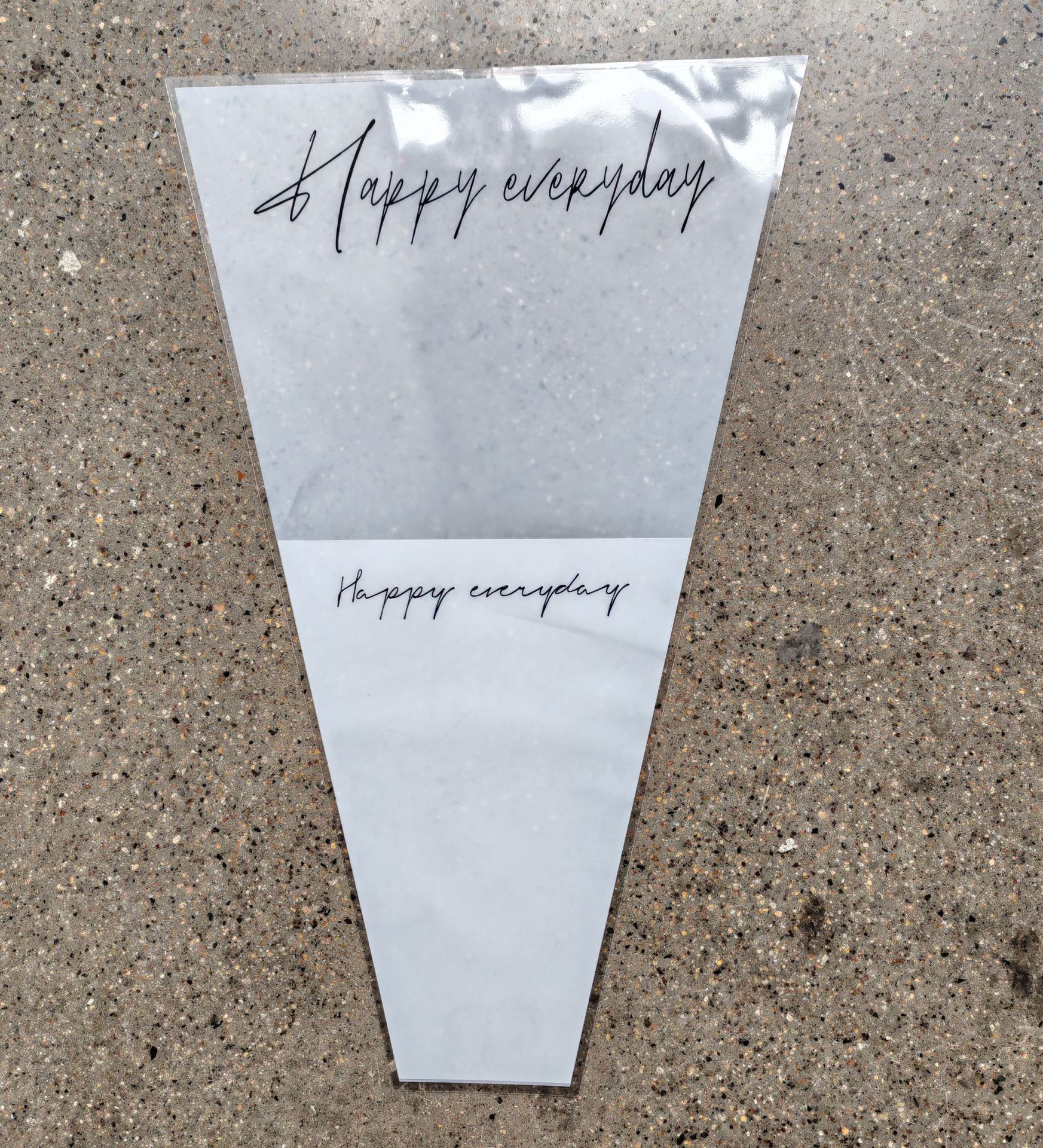 Lugar de fábrica al por mayor material floral estilo nacional impermeable transparente ramo de flores embalaje bolsa de papel papel kraft múltiples bolsas