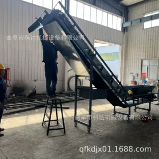 玻璃纤维裙边格挡皮带输送机大角度上料 装车分拣输送机