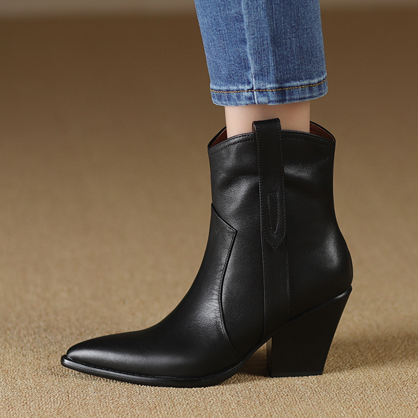 Boot Chelsea nữ cổ thun da bò gót 8 cm mũi nhọn màu kaki — Màu kaki