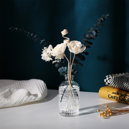 Factory direct supply of hotel fragrance fireless aromatherapy embossed Nordic home decoration deodorizing hotel aromatherapy gifts