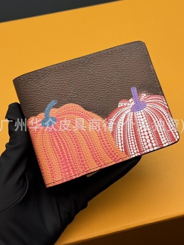 卸売りの外国貿易の国境を越えた商品の供給源欧米のファッションの財布の漫画の図文の本革の旅行のパスポートは男女通用します。|undefined
