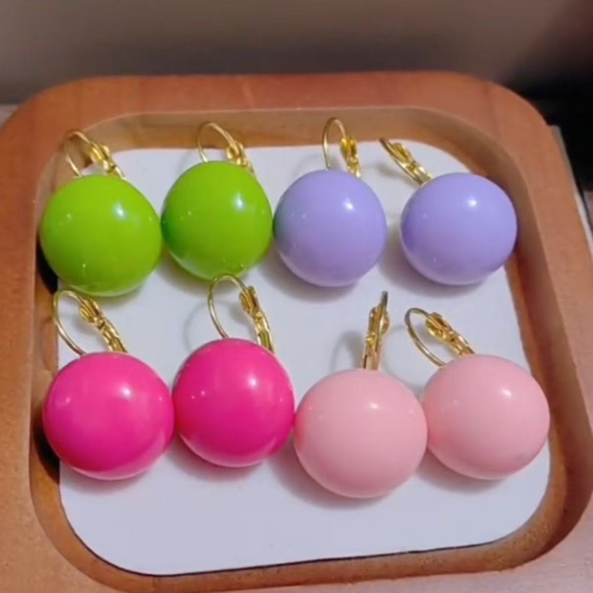 2025 New Acrylic Candy Color Earrings Ear Buckle Niche Unique Design Spring and Summer Fresh Green Earrings Earrings