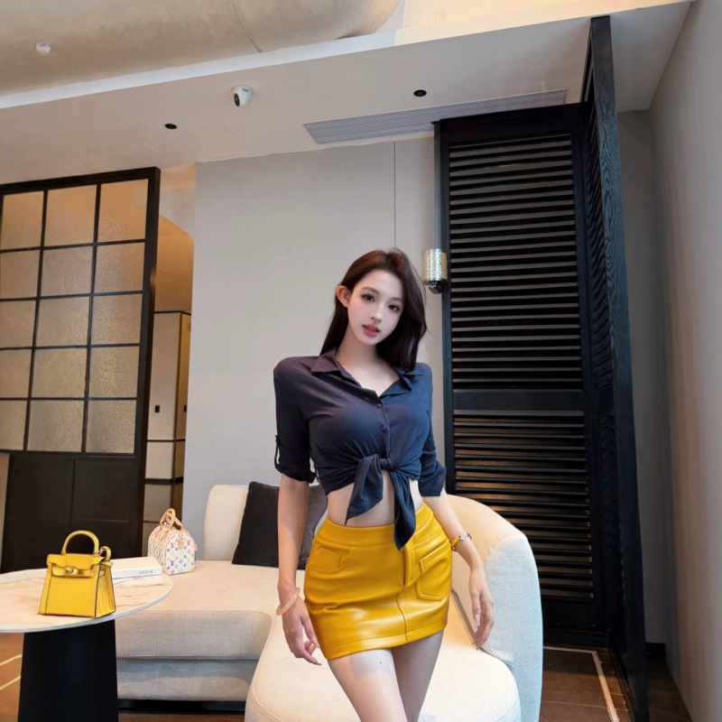 Purely Sexy Hot Girl Style Tie-Up Mid-Sleeve Shirt, Cropped Top, Shiny Pu Leather Mini Skirt Two-Piece Set Purely Sexy Hot Girl Style Tie-Up Mid-Sleeve Shirt, Cropped Top, Shiny Pu Leather Mini Skirt Two-Piece Set