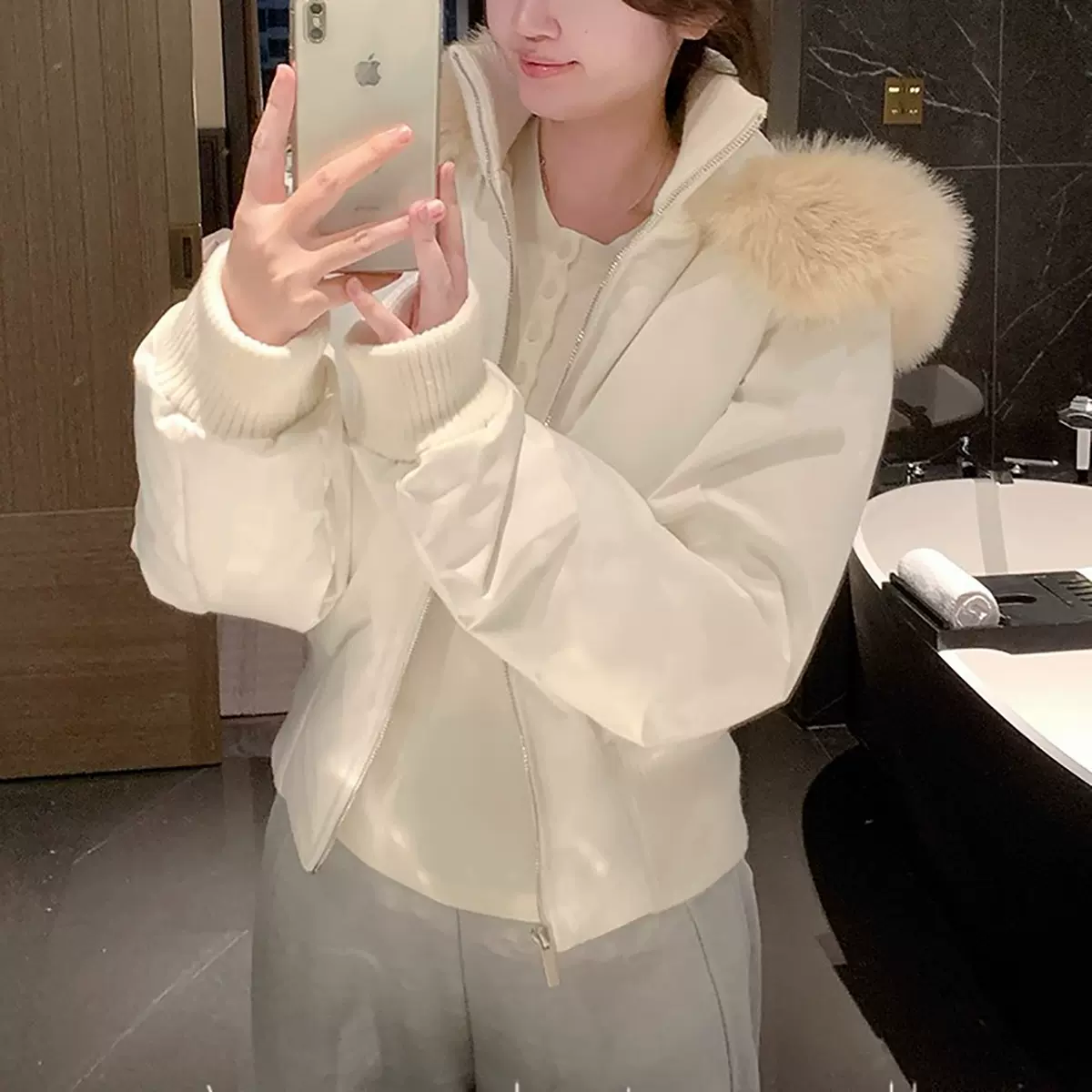 短款毛领羽绒服 新国标白鸭绒白鸭绒外套女冬季