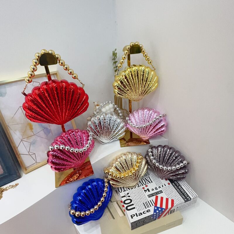 2026 Autumn and Winter New Acrylic Shell Bag Cross-Border New Fashion European and American Style Evening Bag Chain Shoulder Crossbody Bag 2026 Autumn and Winter New Acrylic Shell Bag Cross-Border New Fashion European and American Style Evening Bag Chain Shoulder Crossbody Bag